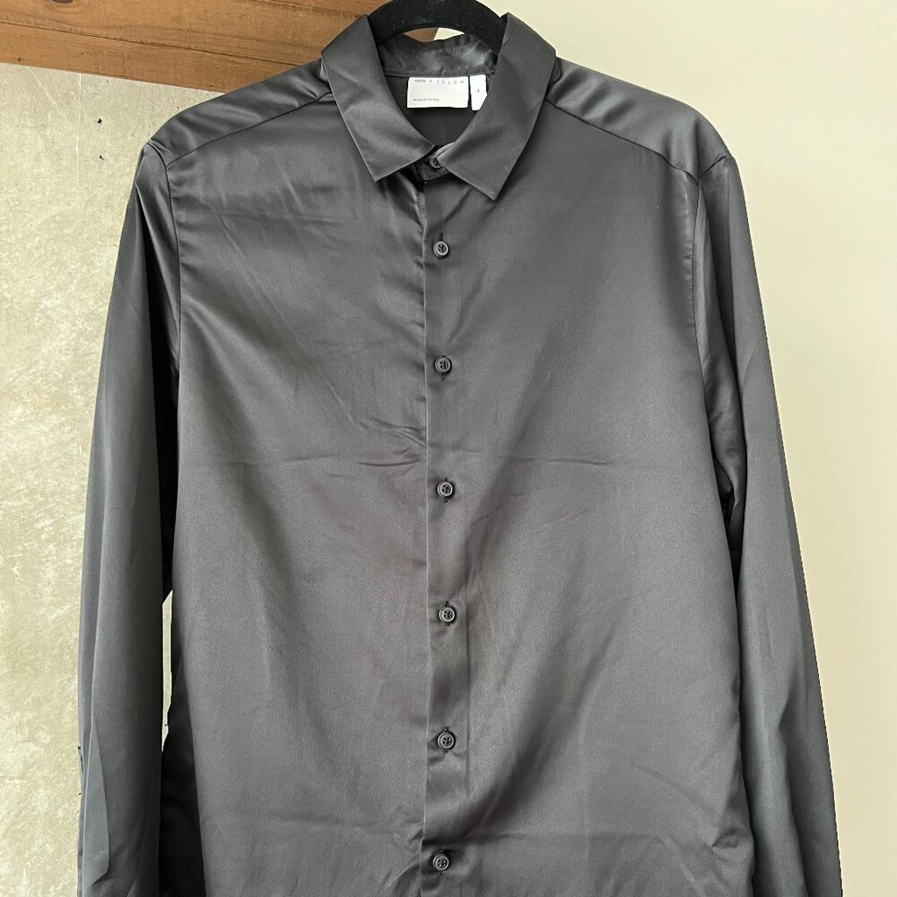 Black Dress Shirt (Size, Small)